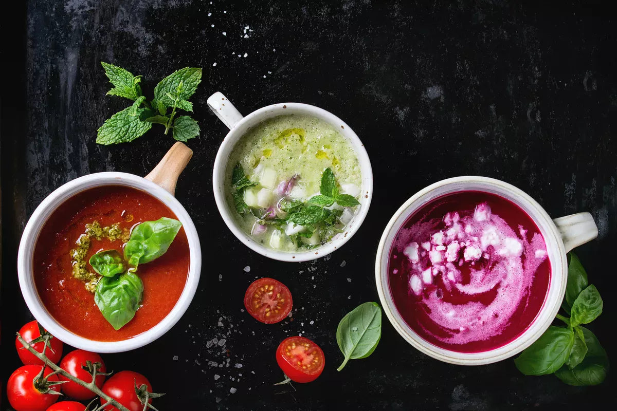 Bunte Sommersuppen – leichte und erfrischende Rezepte zum Auslöffeln